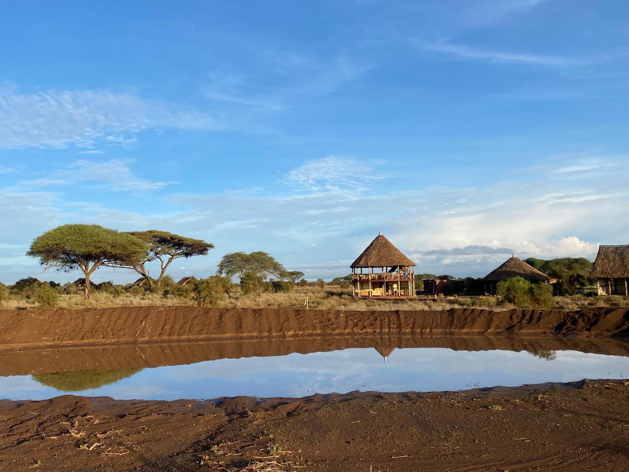 Amboseli Discovery Camp Exterior photo