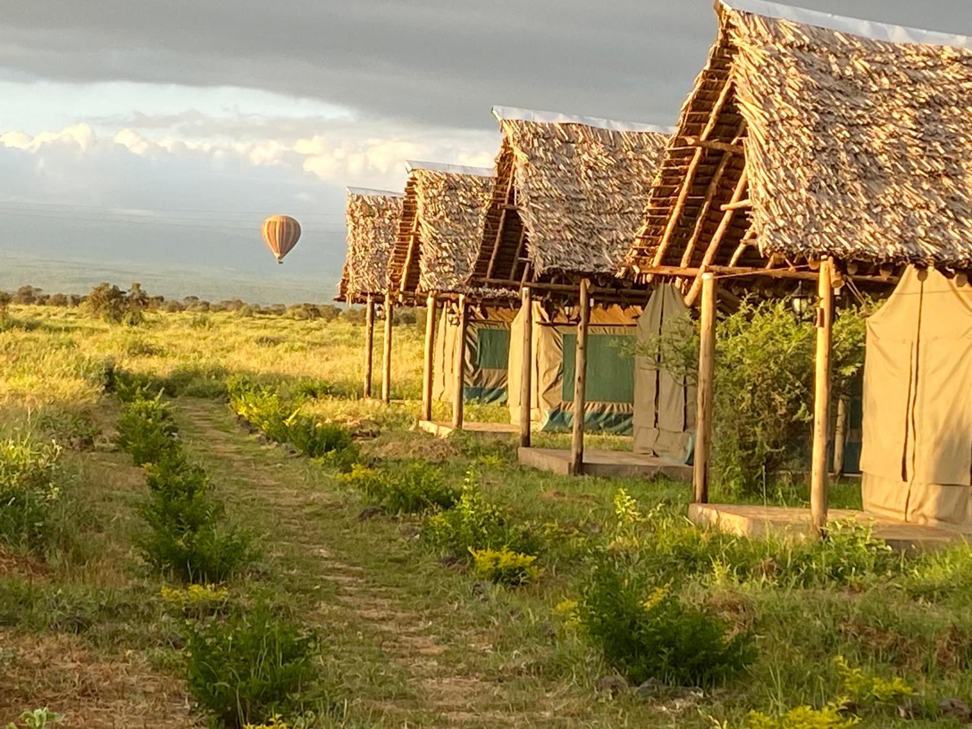 Amboseli Discovery Camp Exterior photo