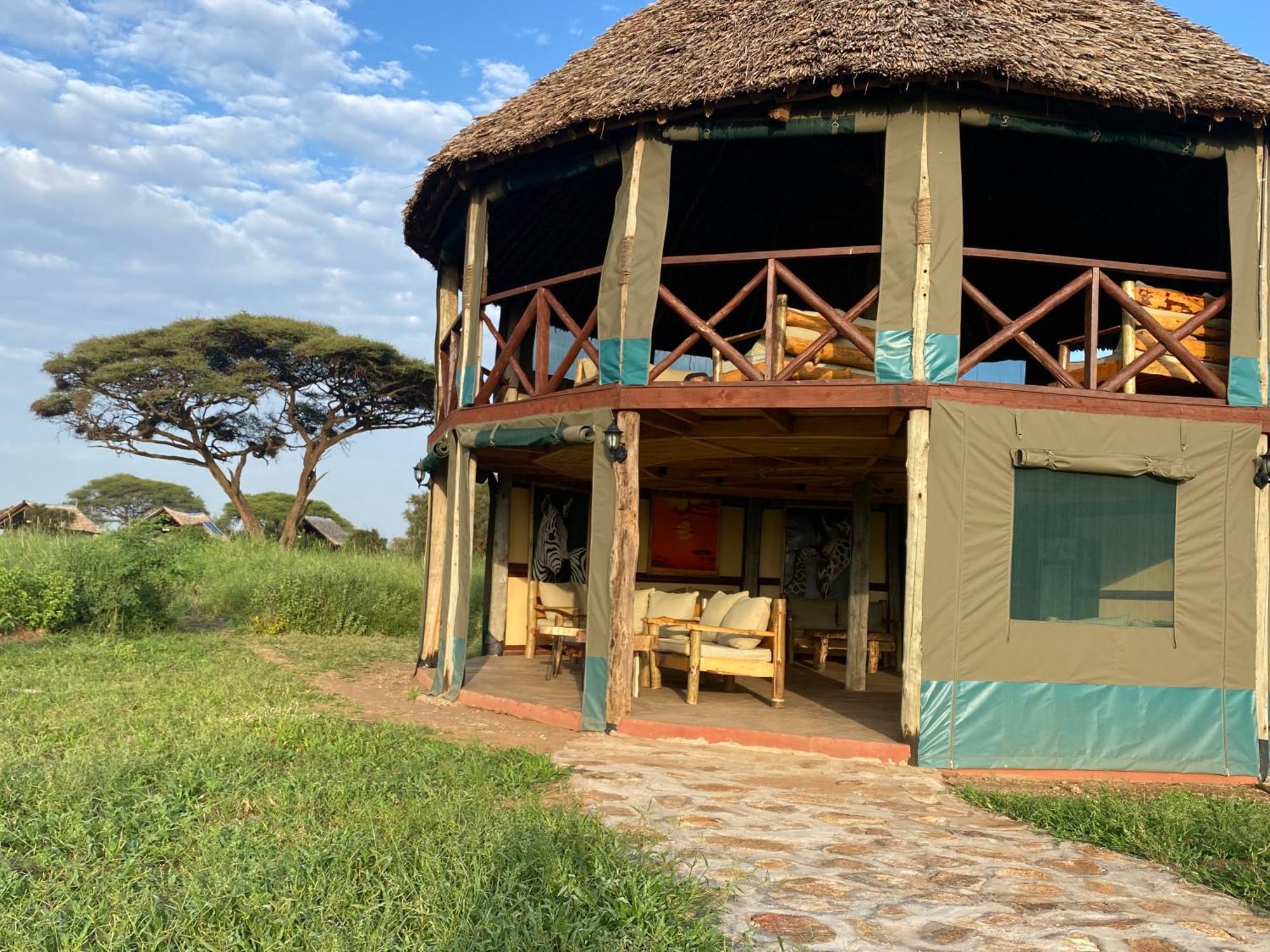 Amboseli Discovery Camp Exterior photo