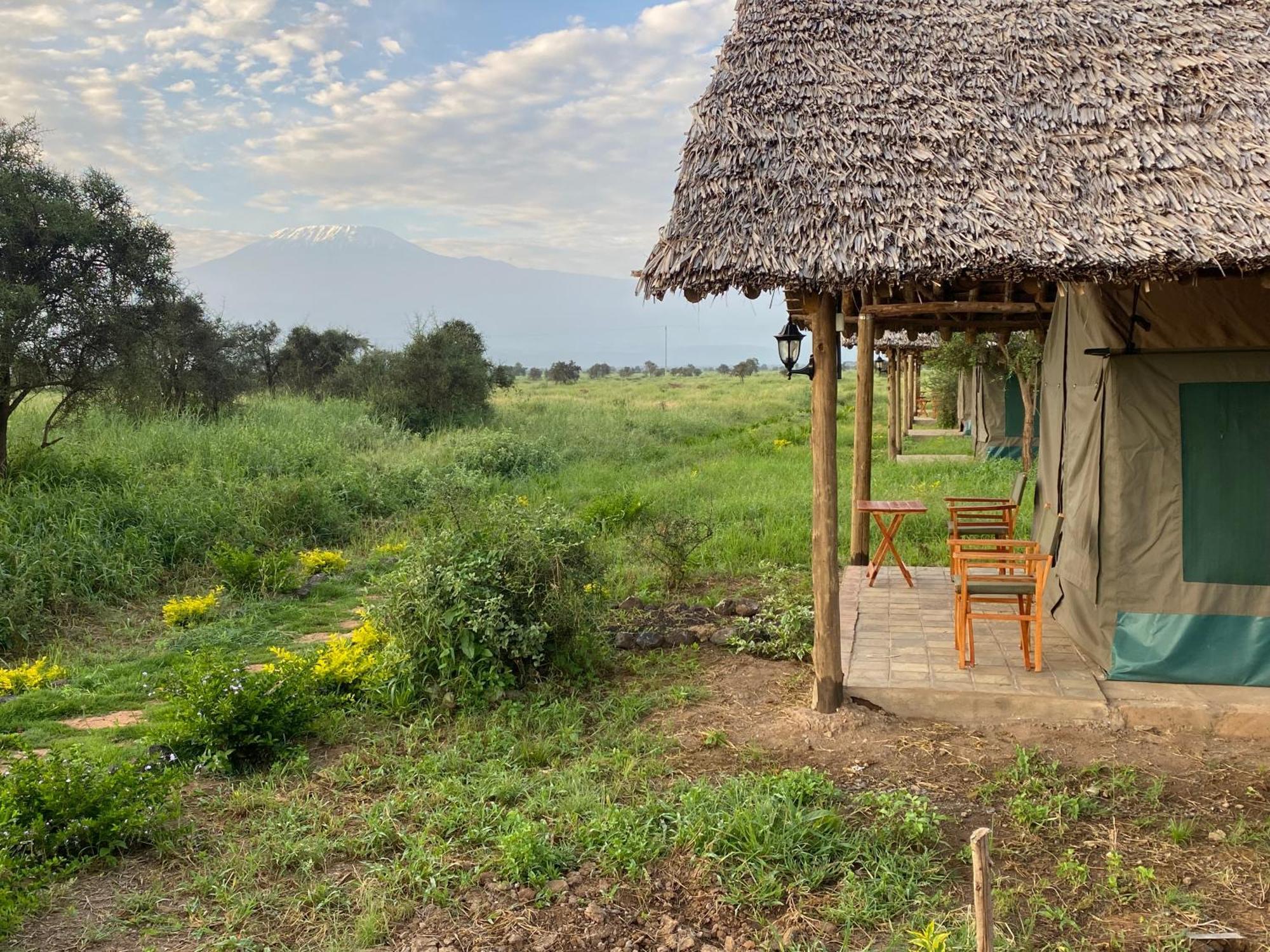 Amboseli Discovery Camp Exterior photo