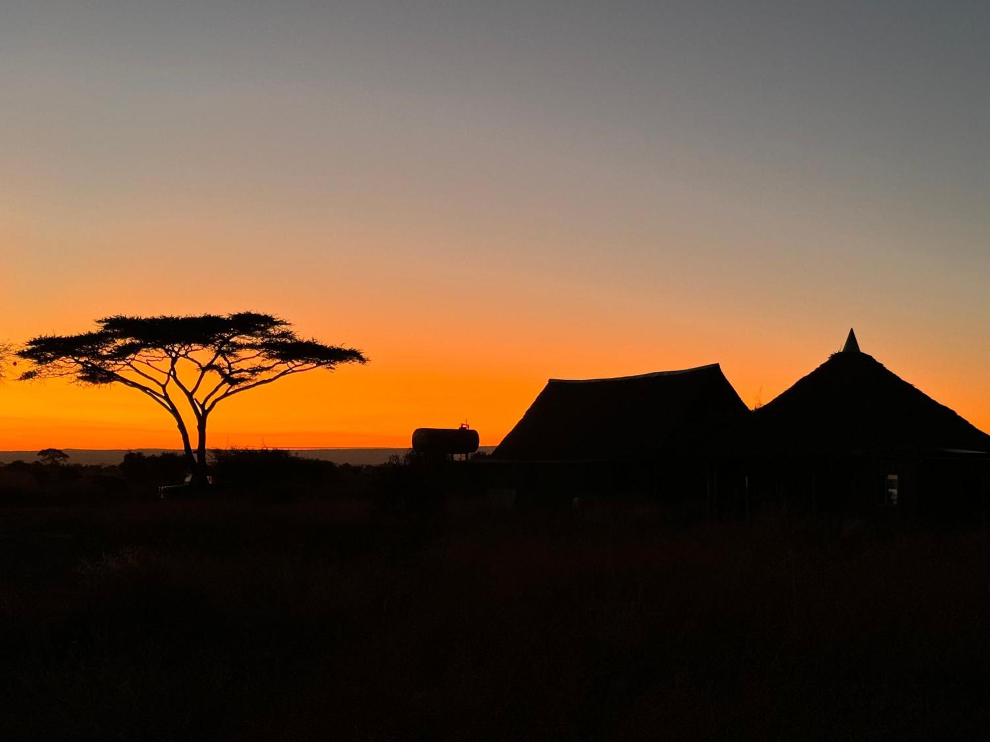 Amboseli Discovery Camp Exterior photo
